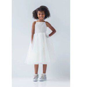 La Petite Style: Flora (Ivory)